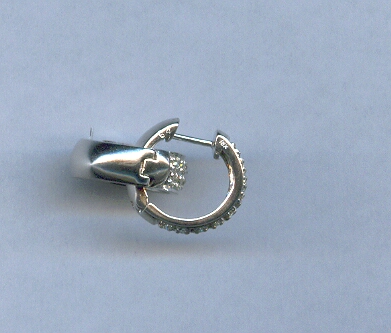 DIAMOND EARRING