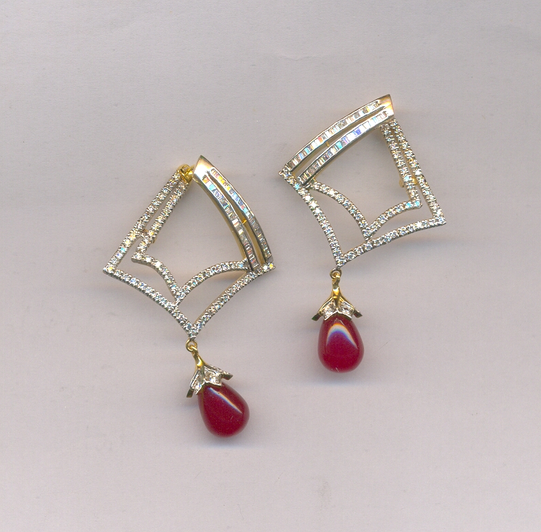 DIAMOND EARRING FANCY