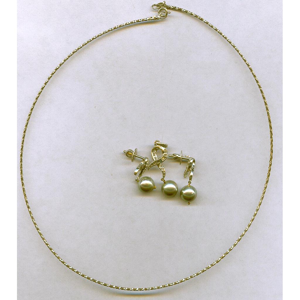 DIAMOND FULL SET PENDENT DESIGNER