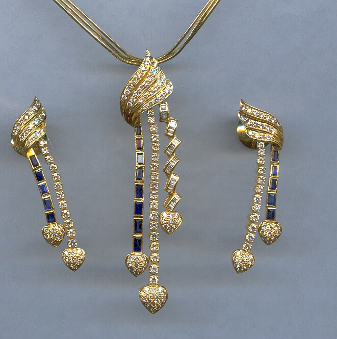 DIAMOND FULL SET PENDENT EXCLUSIVE