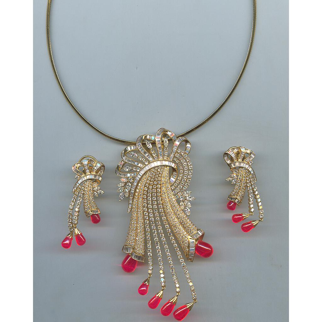 DIAMOND FULL SET PENDENT EXCLUSIVE