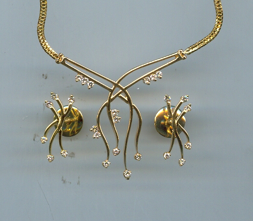 DIAMOND FULL SET PENDENT FANCY