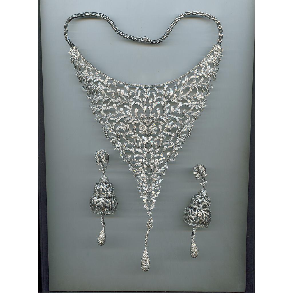 DIAMOND HALF SET LONG DESIGNER