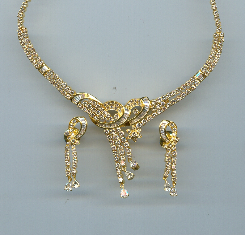 DIAMOND HALF SET LONG FANCY