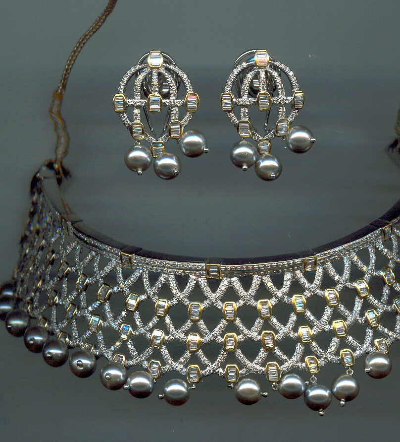 DIAMOND HALF SET LONG FANCY