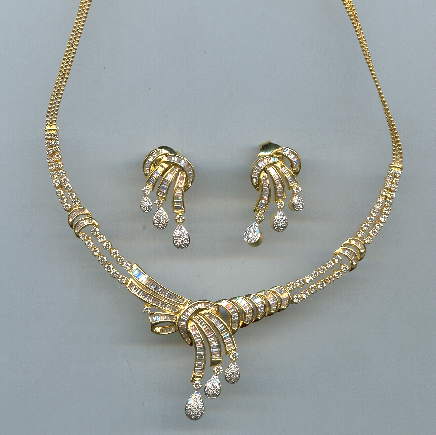 DIAMOND HALF SET LONG FANCY