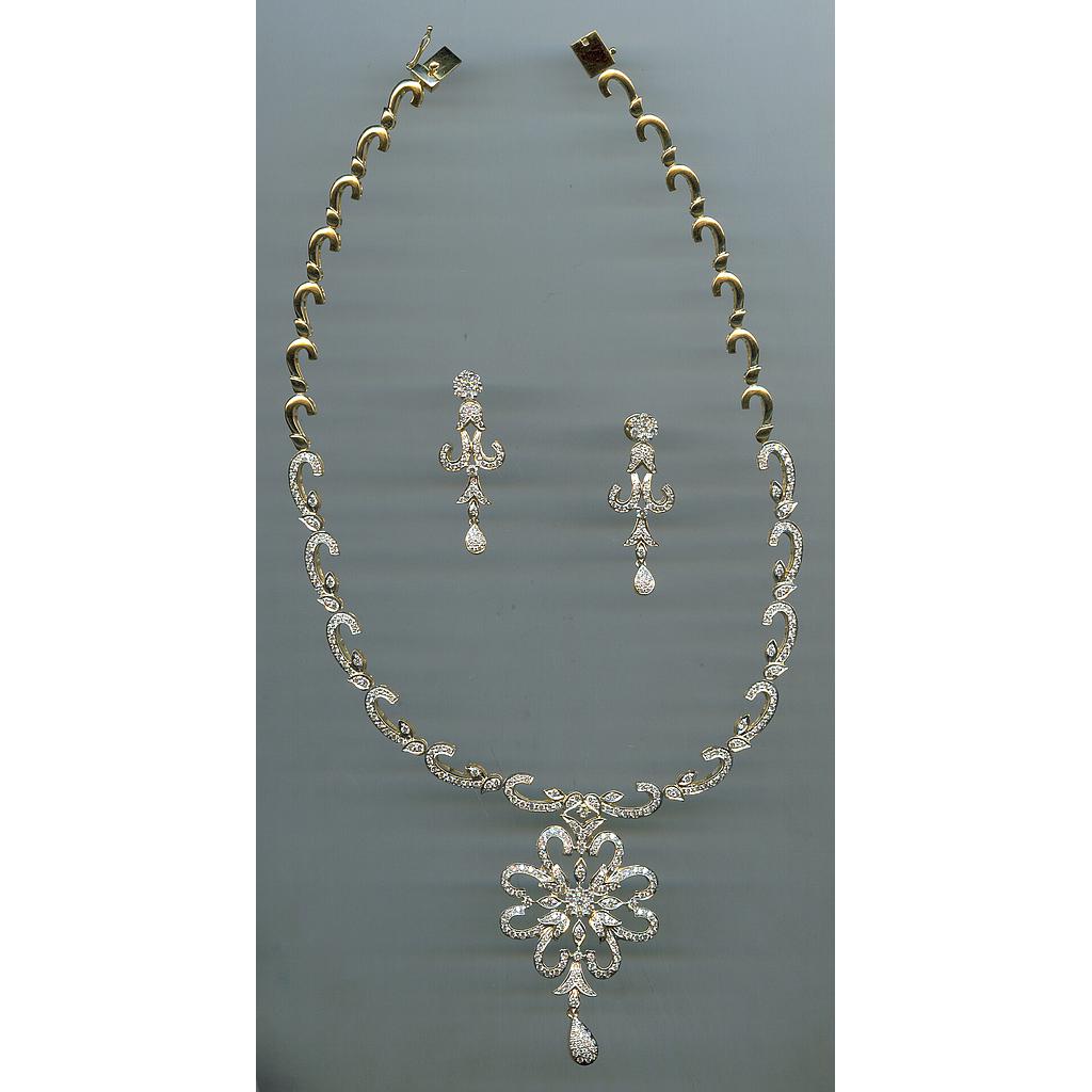 DIAMOND HALF SET LONG FANCY