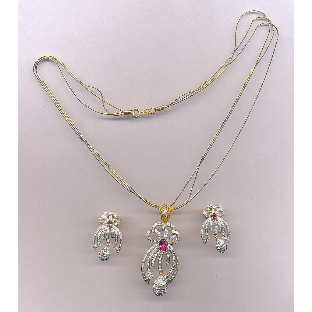 DIAMOND HALF SET PENDENT FANCY