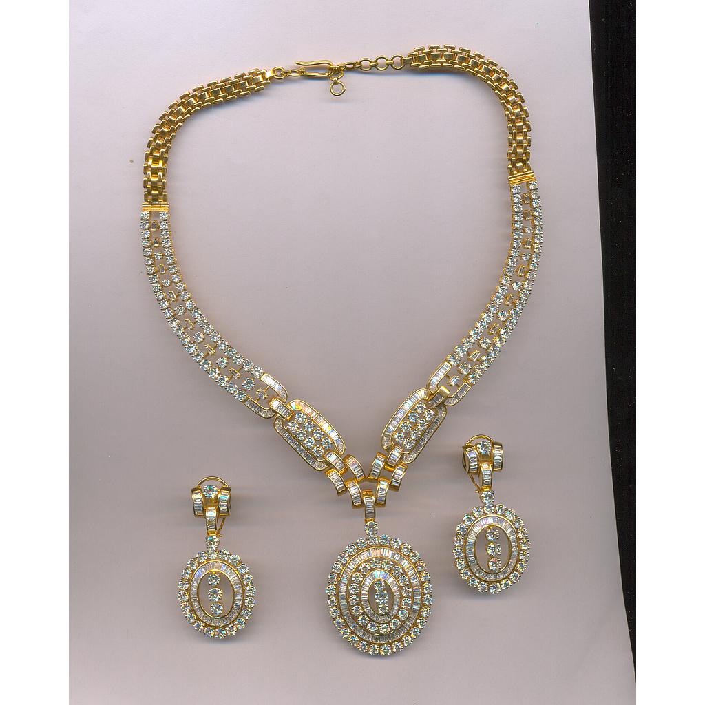 DIAMOND HALF SET ROUND FANCY