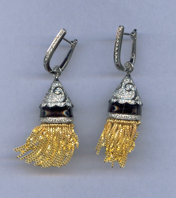 DIAMOND EARHANGING EXCLUSIVE