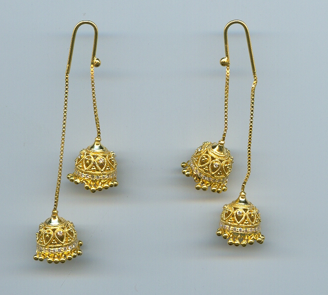 DIAMOND EARHANGING FANCY