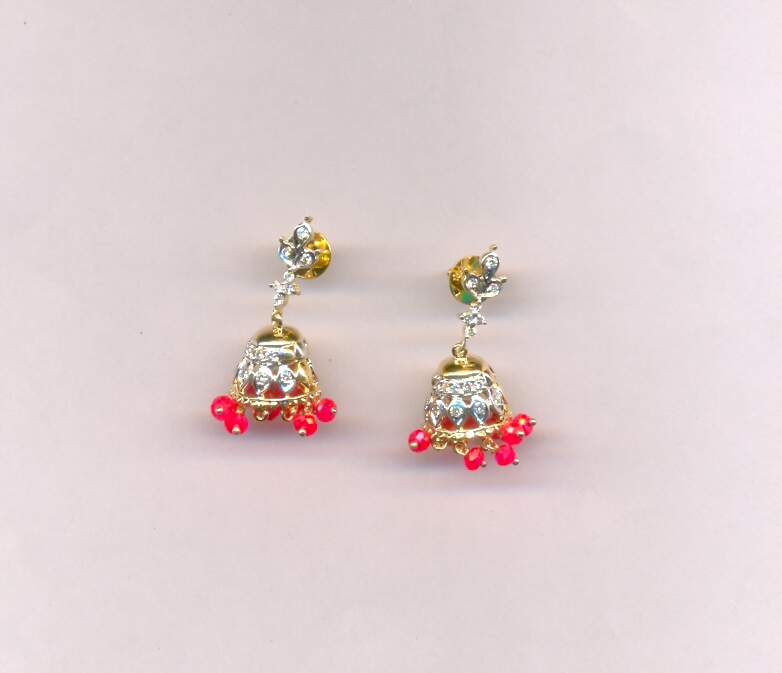 DIAMOND EARHANGING FANCY