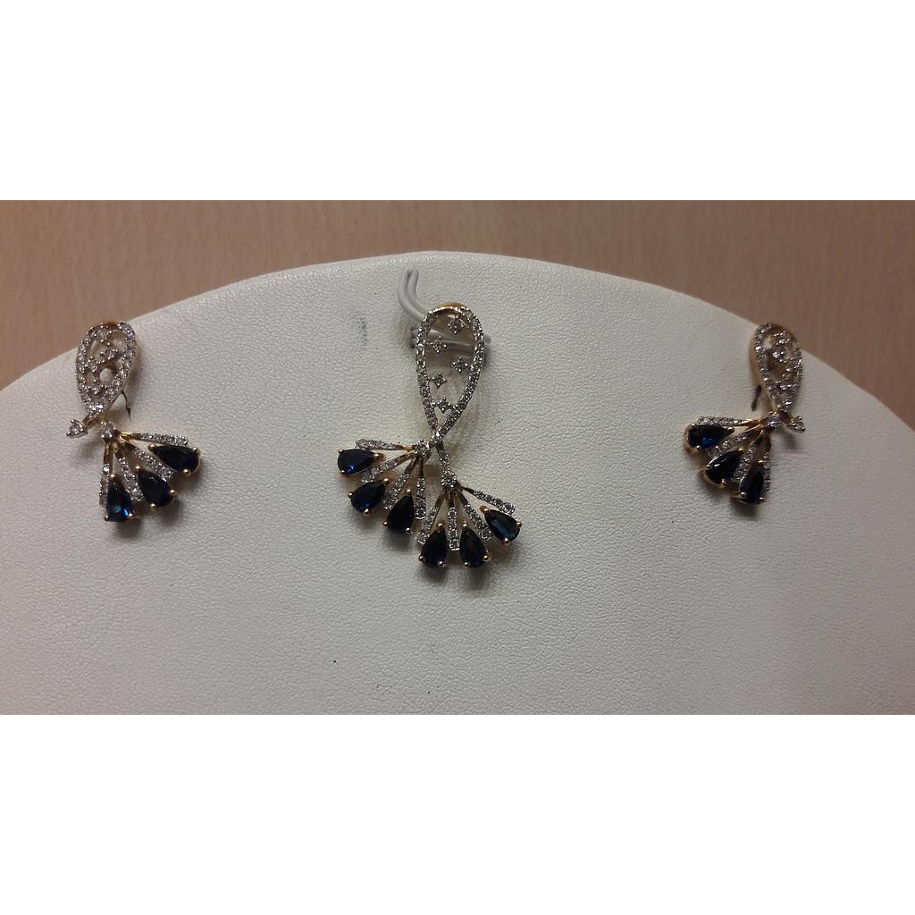 DIAMOND HALF SET PENDENT FANCY