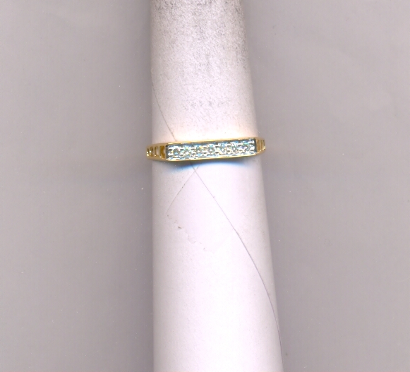 DIAMOND RING