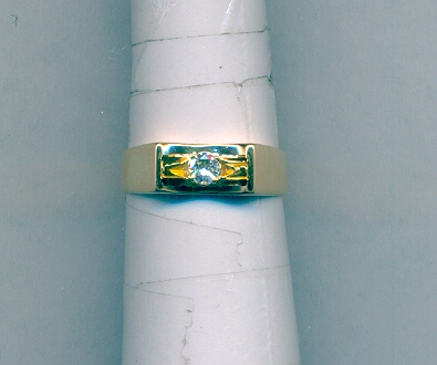DIAMOND RING