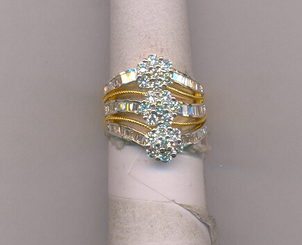 DIAMOND RING