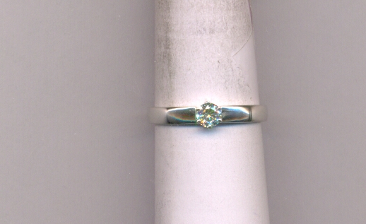 DIAMOND RING