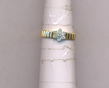 DIAMOND RING