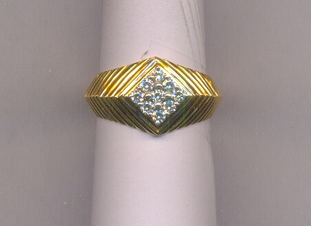 DIAMOND RING