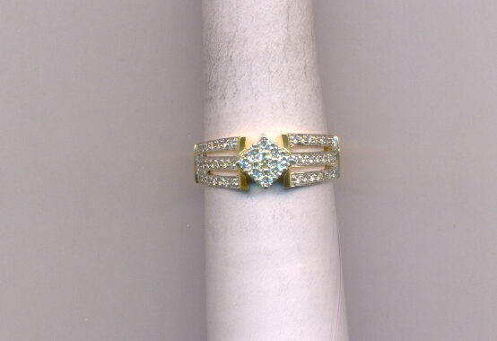 DIAMOND RING FANCY