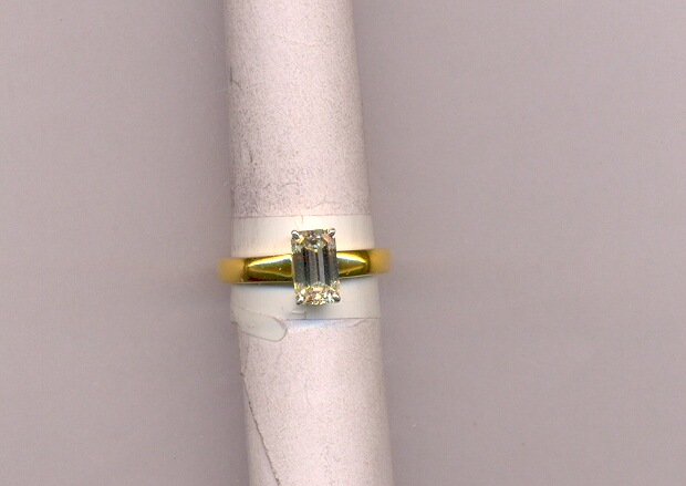 DIAMOND RING FANCY
