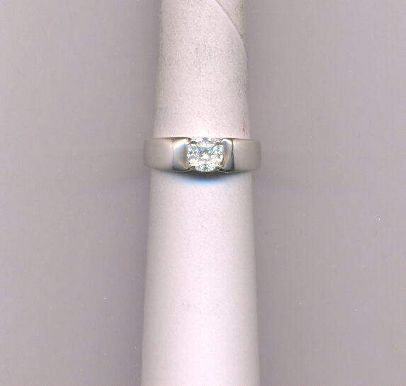 DIAMOND RING GENTS FANCY