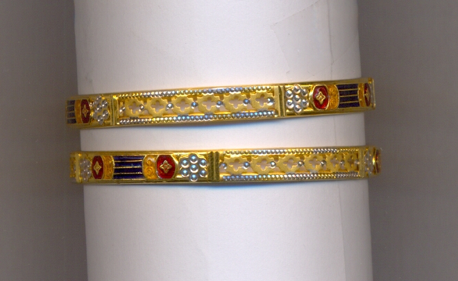 GOLD BANGLE BRONZE