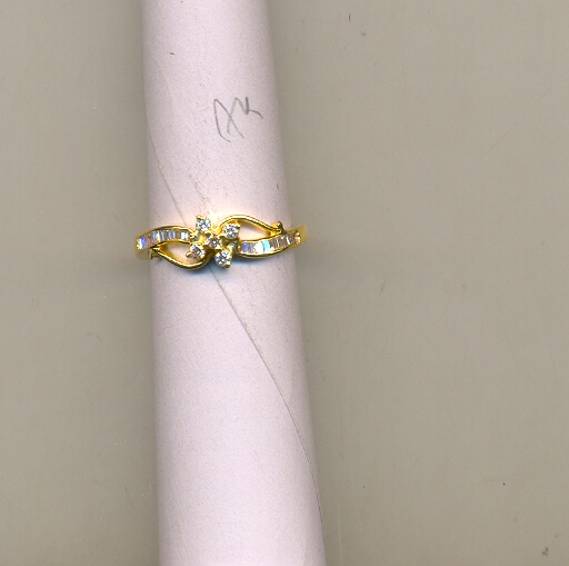 DIAMOND RING LADIES