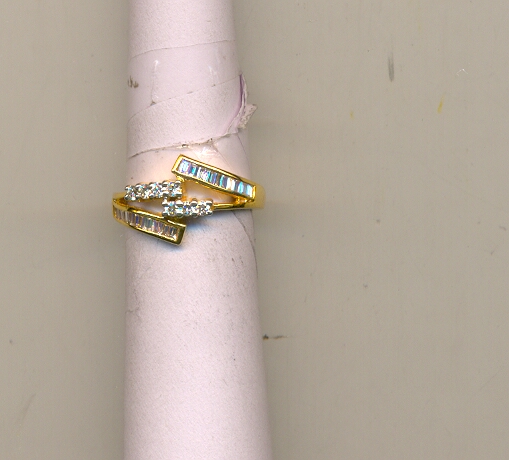 DIAMOND RING LADIES
