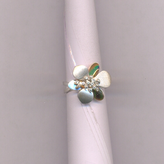 DIAMOND RING LADIES DESIGNER