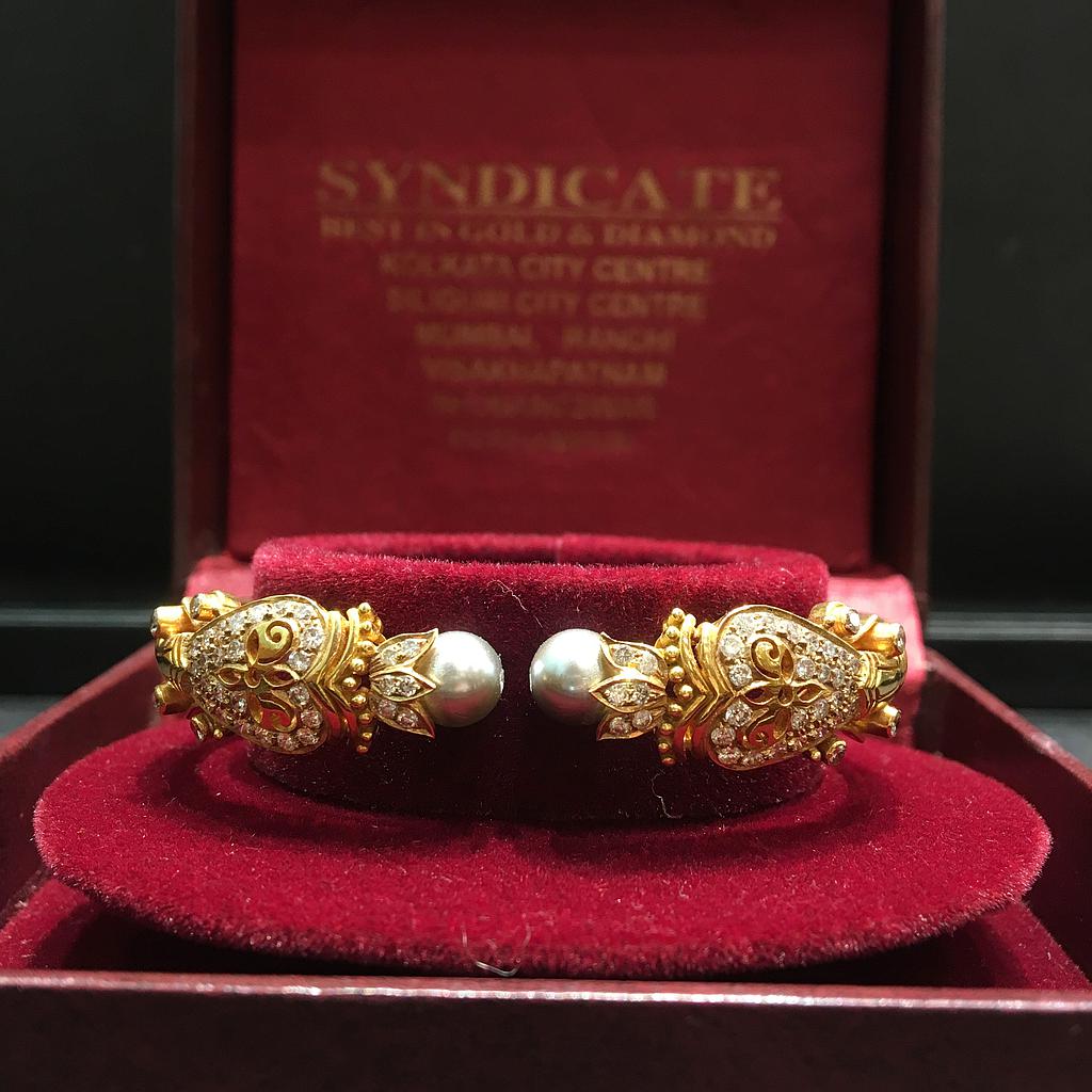 DIAMOND BRACELET