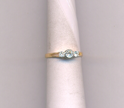 DIAMOND RING LADIES FANCY