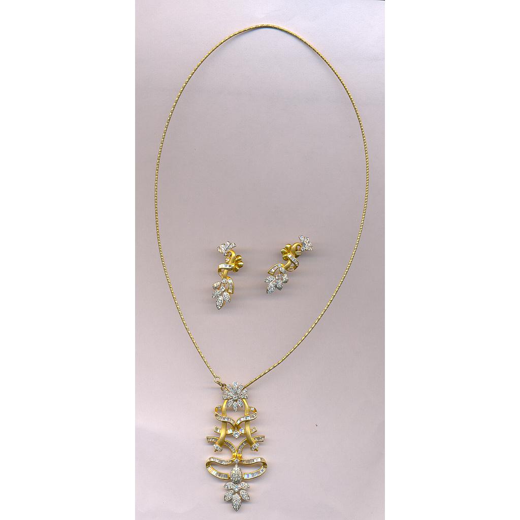 DIAMOND SET PENDENT GENERAL