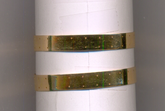 GOLD BANGLE PLAIN EXCLUSIVE