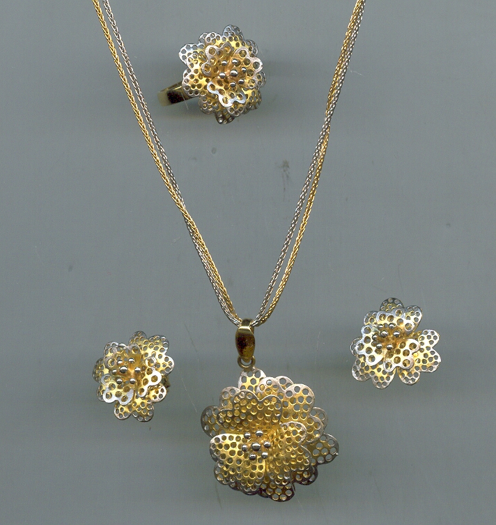 GOLD HALF SET ROUND PLAIN EXCLUSIVE
