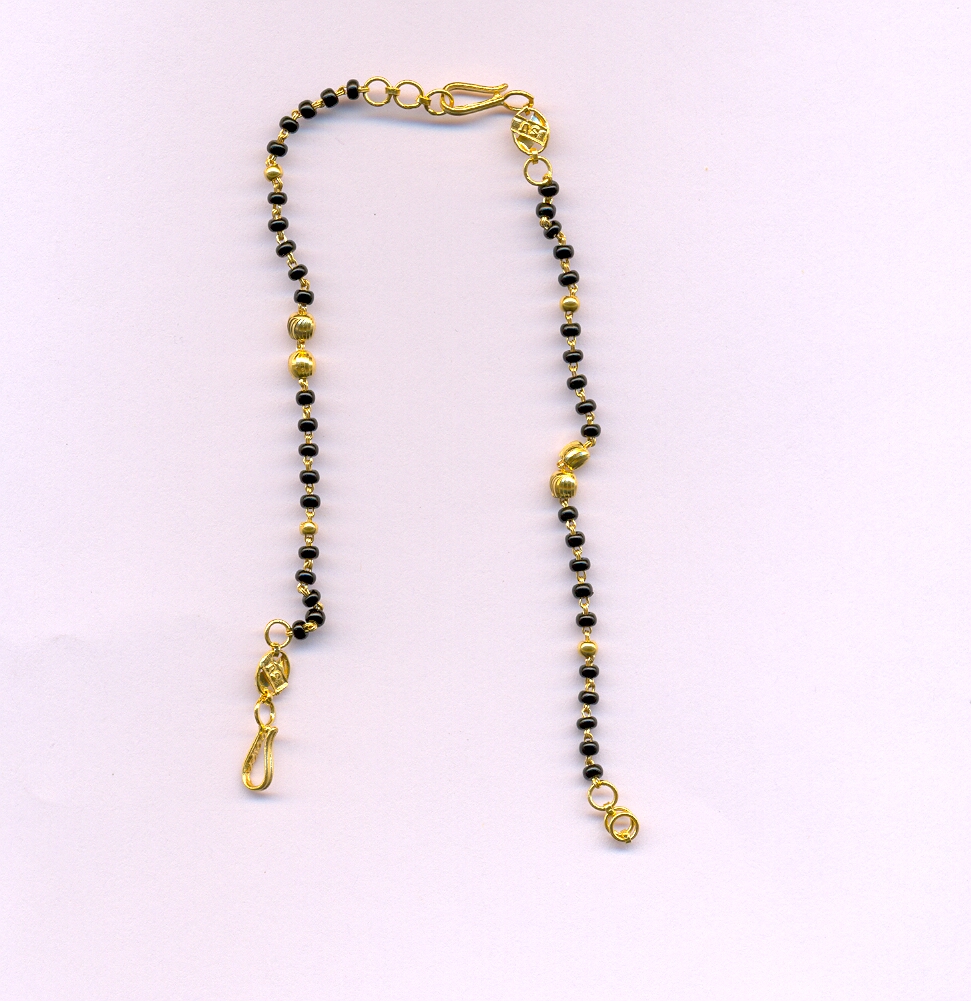 GOLD BANGLE BABY