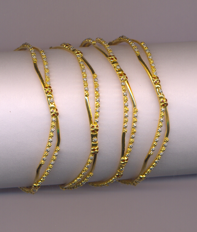 GOLD BANGLE