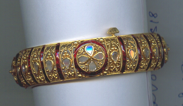 GOLD BANGLE ANTIQUE EXCLUSIVE