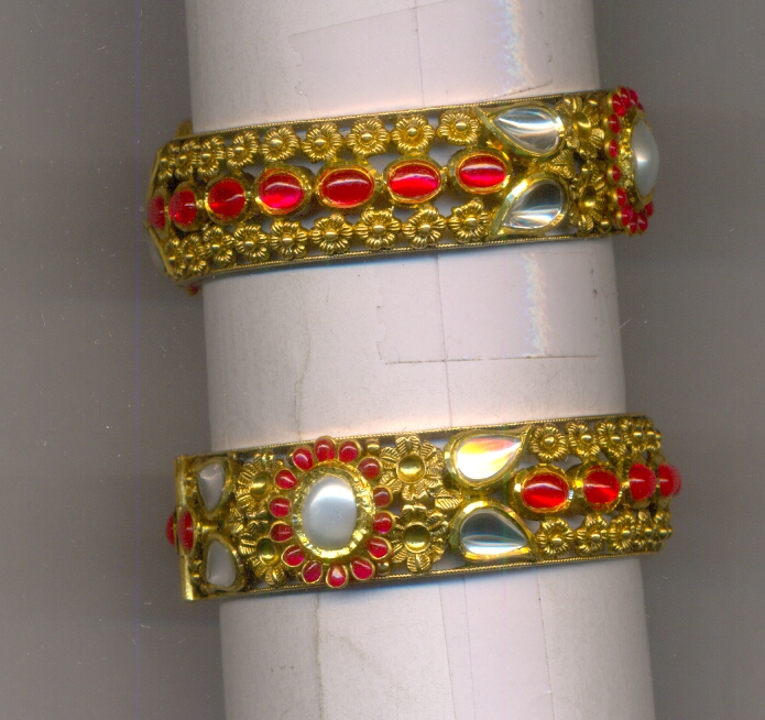 GOLD BANGLE ANTIQUE EXCLUSIVE