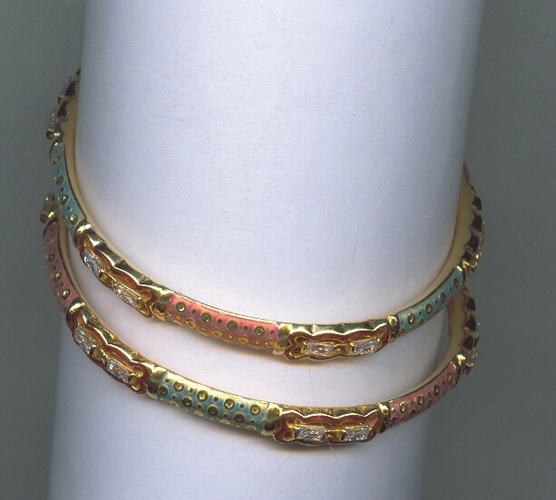GOLD BANGLE ANTIQUE EXCLUSIVE