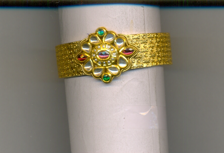 GOLD BANGLE ANTIQUE EXCLUSIVE
