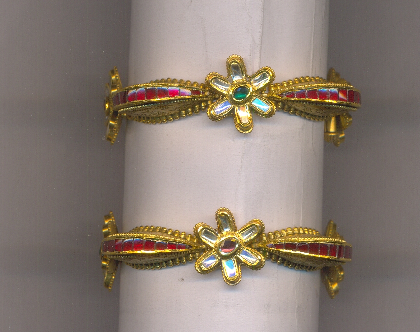 GOLD BANGLE ANTIQUE EXCLUSIVE
