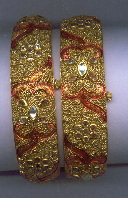 GOLD BANGLE ANTIQUE EXCLUSIVE