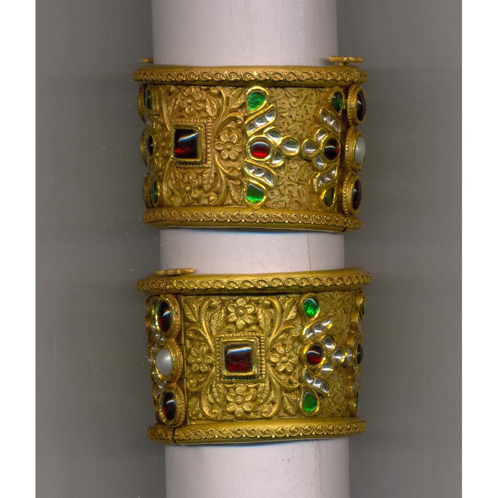 GOLD BANGLE ANTIQUE EXCLUSIVE