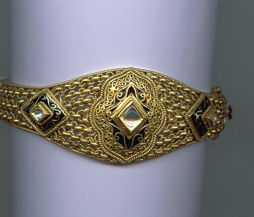 GOLD BANGLE ANTIQUE EXCLUSIVE