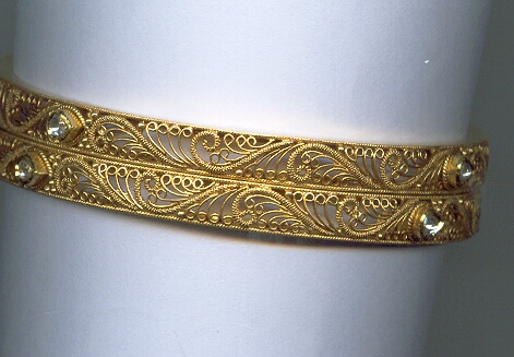 GOLD BANGLE ANTIQUE EXCLUSIVE
