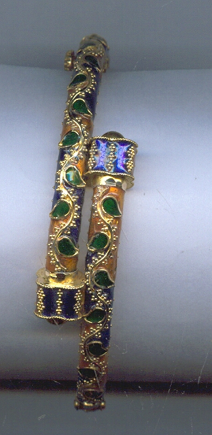 GOLD BANGLE ANTIQUE EXCLUSIVE