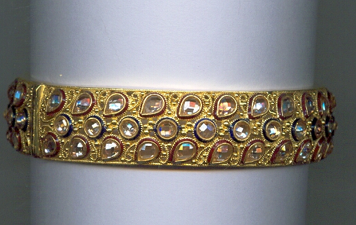 GOLD BANGLE ANTIQUE EXCLUSIVE