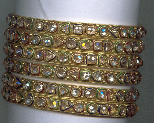 GOLD BANGLE ANTIQUE EXCLUSIVE