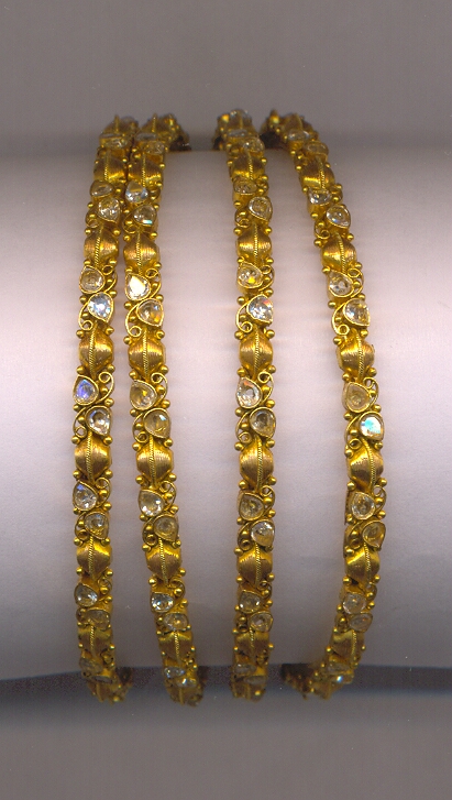 GOLD BANGLE ANTIQUE GENERAL
